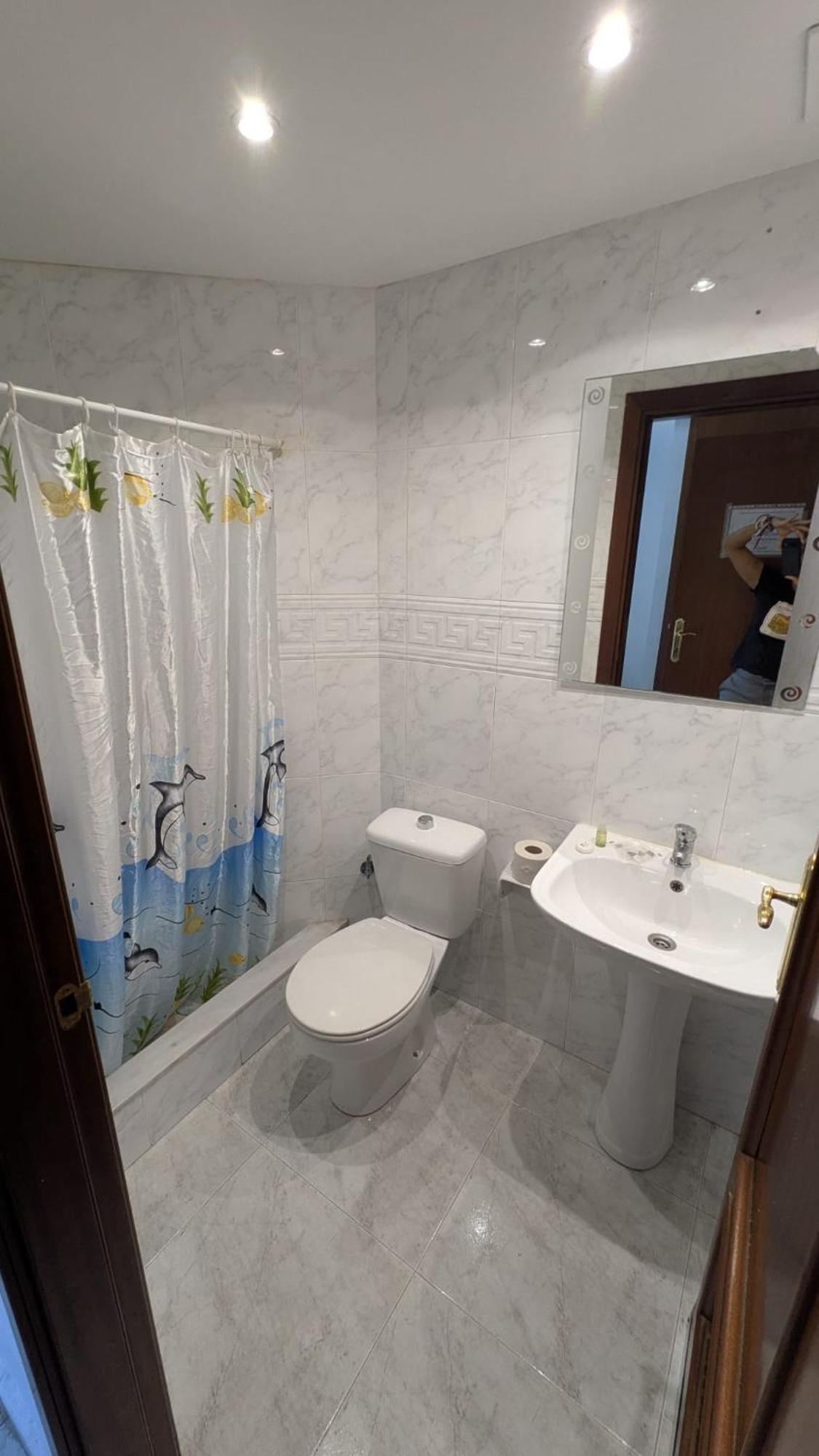 Hostal Europa Таррагона Екстер'єр фото